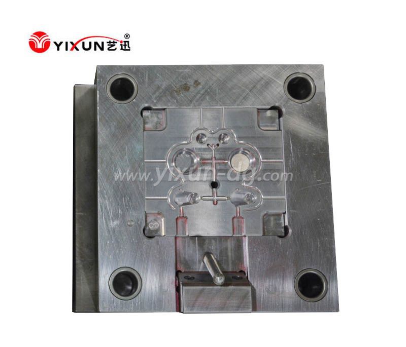 High class multi-cavities plastic injection molding tooling